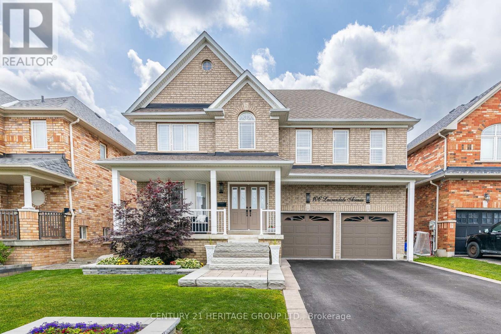 106 Laurendale Avenue, Georgina, Ontario  L4P 4E8 - Photo 2 - N12818302