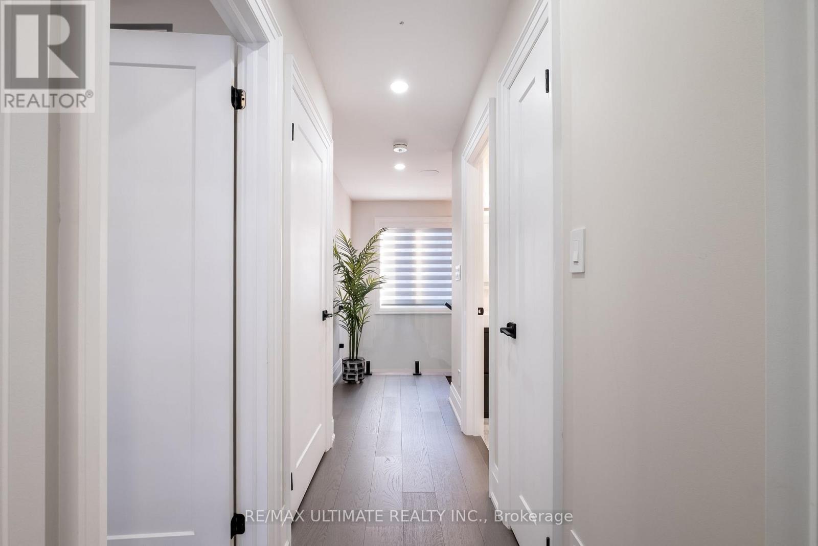 31 Flindon Road N, Toronto, Ontario  M9M 1J1 - Photo 30 - W12565674