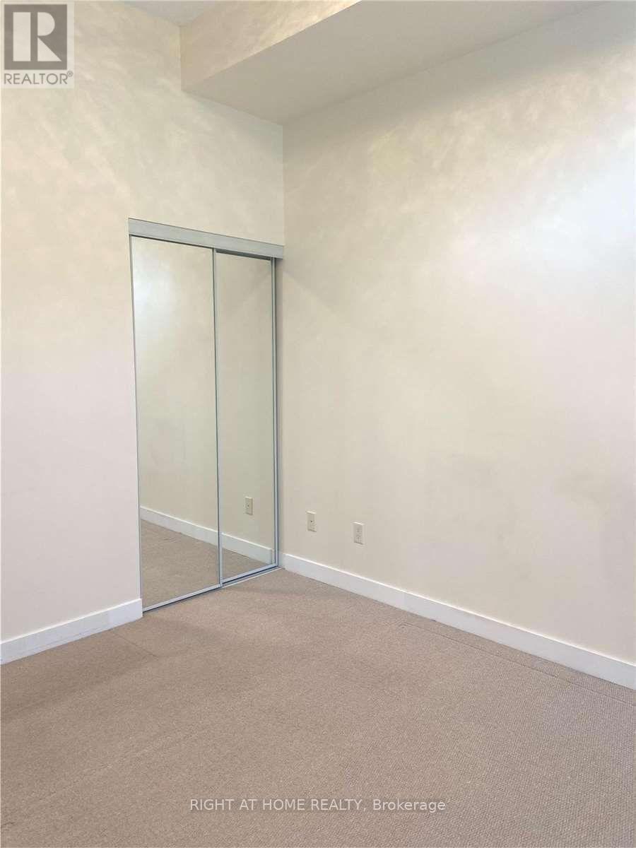 208 - 4065 Brickstone Mews, Mississauga, Ontario  L5B 0G3 - Photo 9 - W12802586