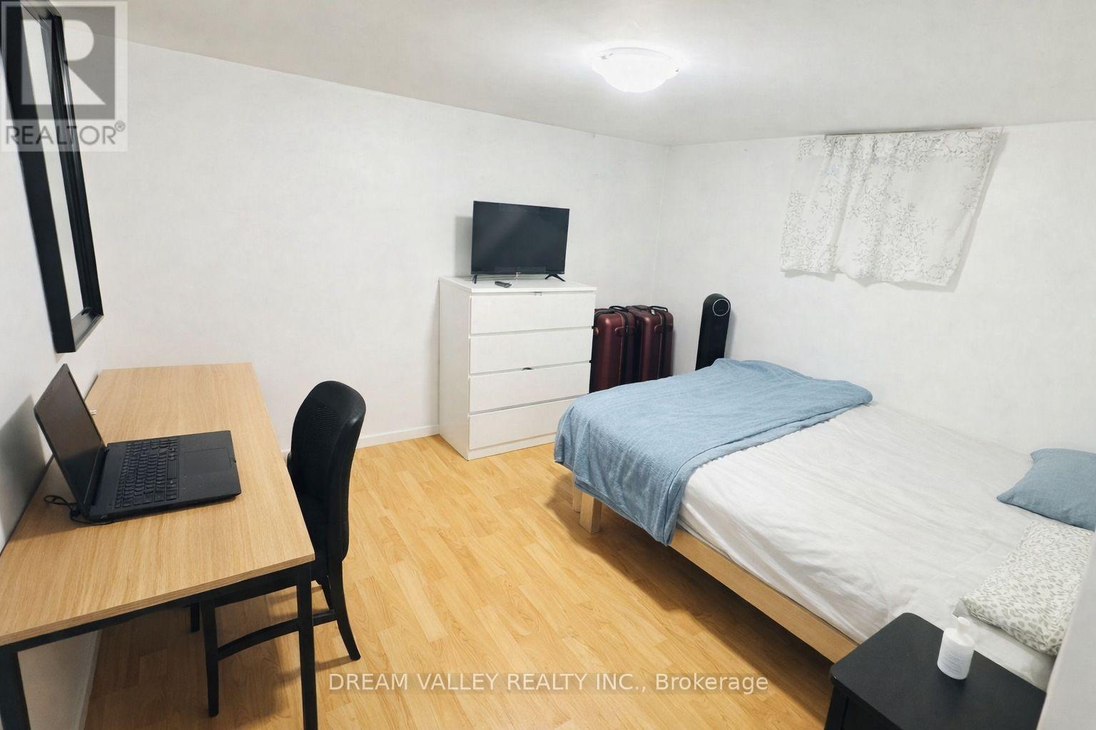 50 KILGREGGAN CRESCENT