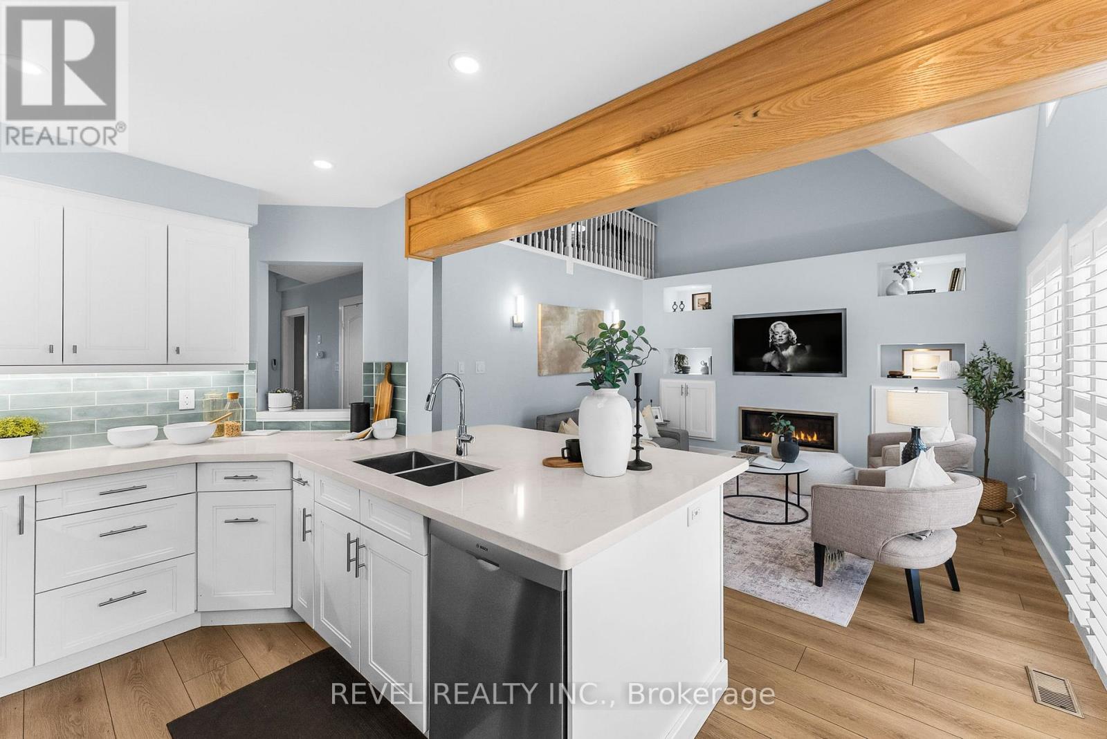 12 Hirshfield Lane, Ajax, Ontario  L1T 4Z7 - Photo 11 - E12818666