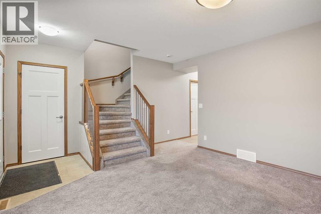 13 Crimson Court, Blackfalds, Alberta  T4M 0A7 - Photo 5 - A2274136