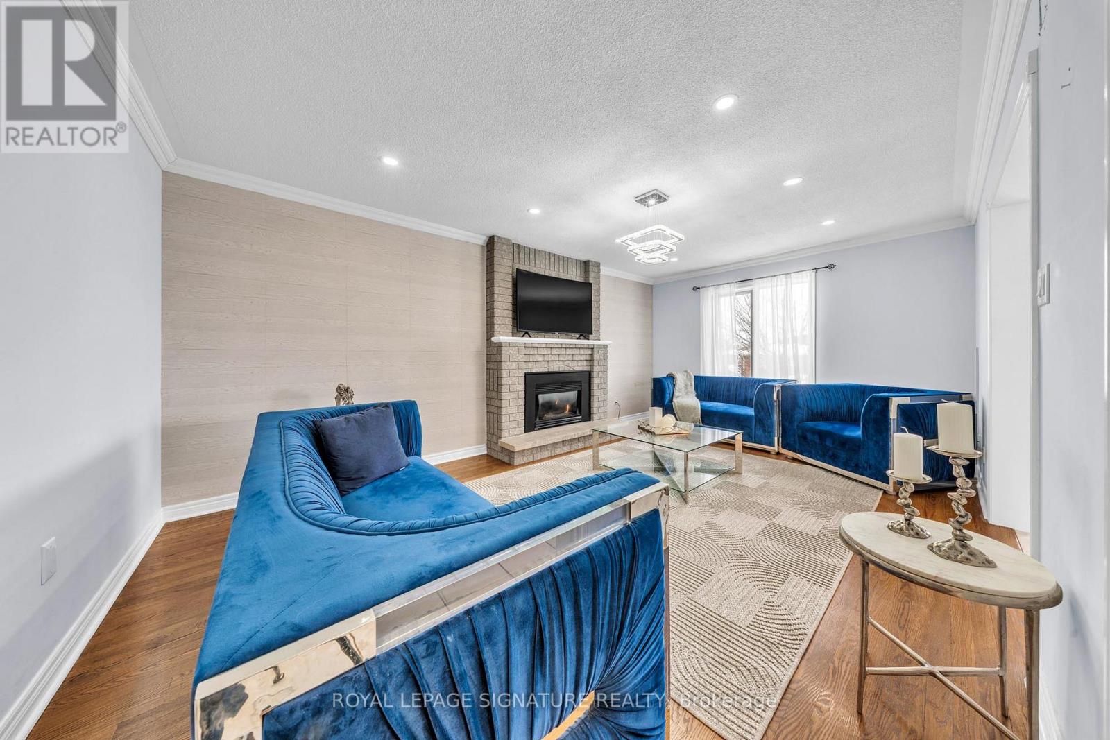 22 Stoddart Court, Bradford West Gwillimbury (Bradford), Ontario  L3Z 2X8 - Photo 11 - N12818552