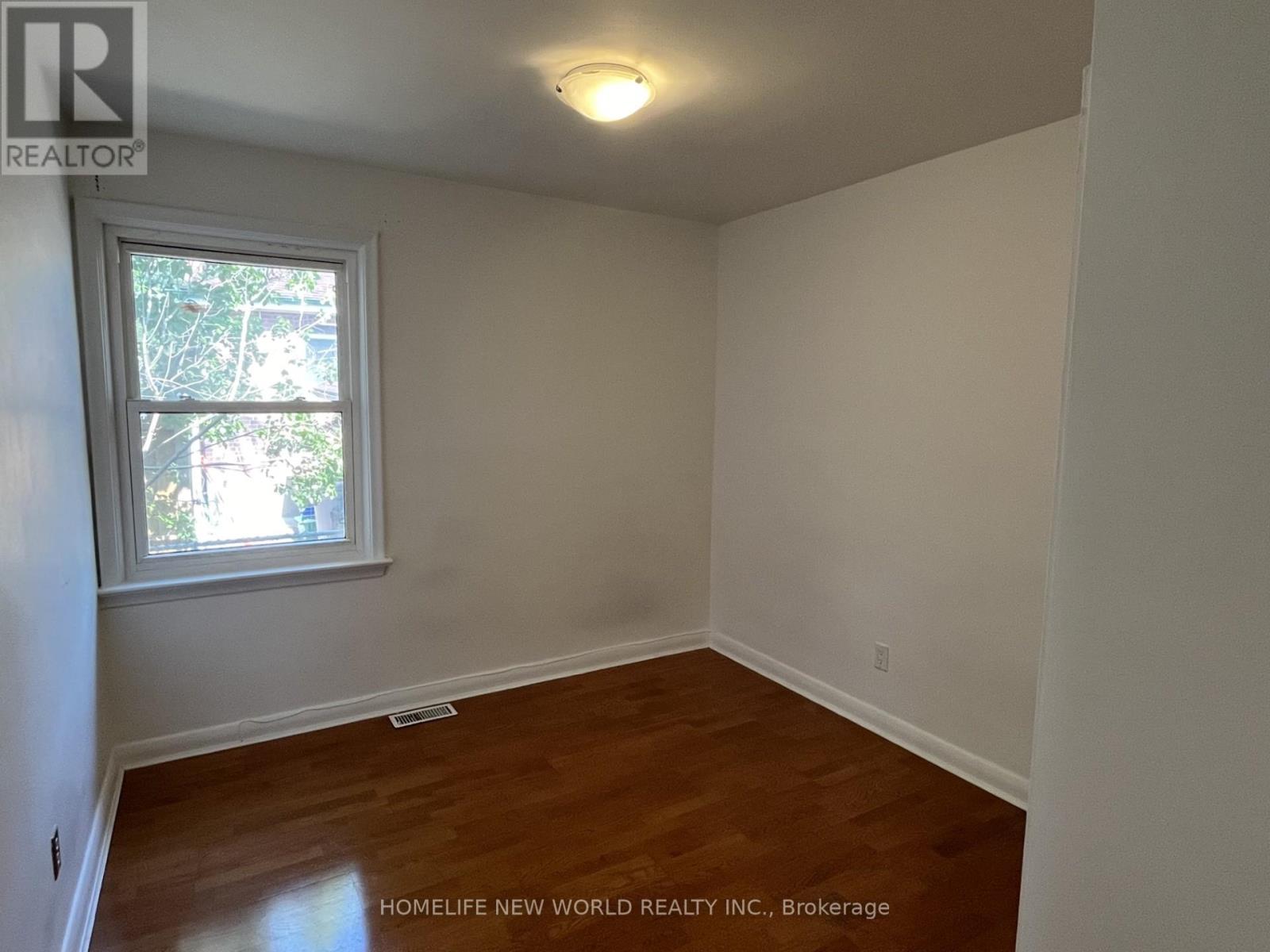 Main - 345 Centre Street E, Richmond Hill, Ontario  L4C 1B3 - Photo 8 - N12818566