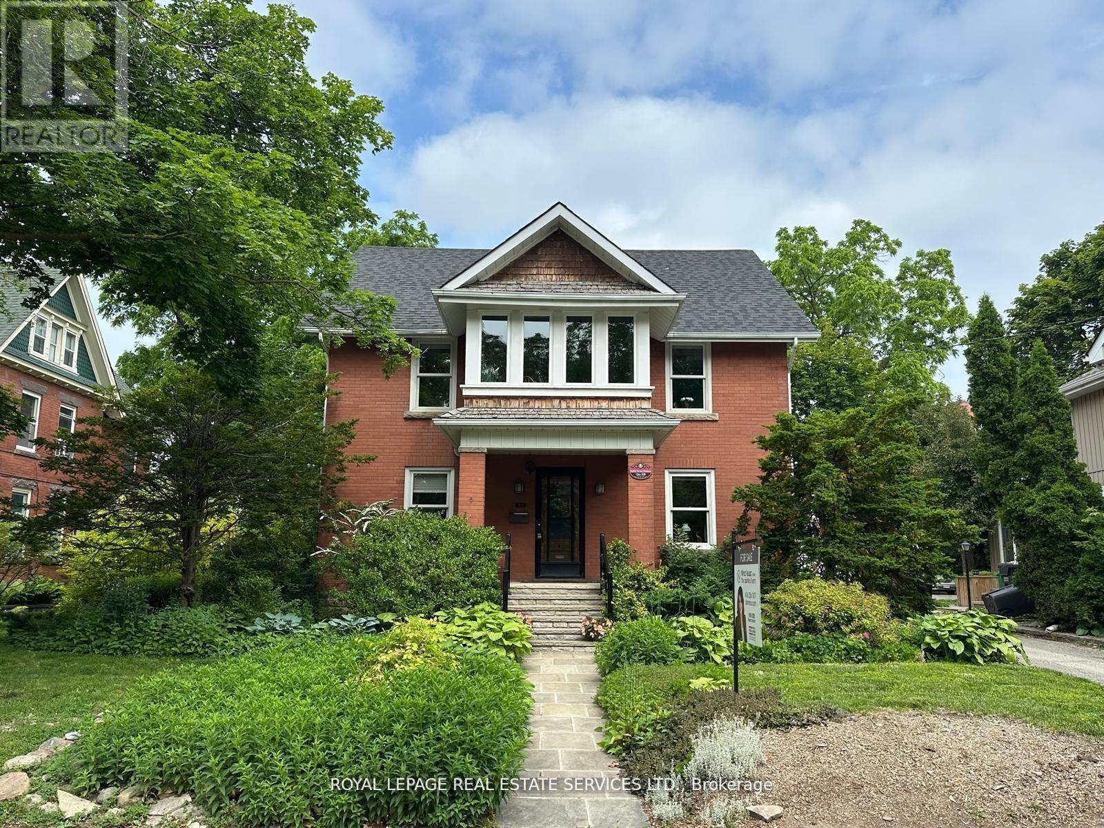 32 WELLINGTON STREET E, Brampton, Ontario