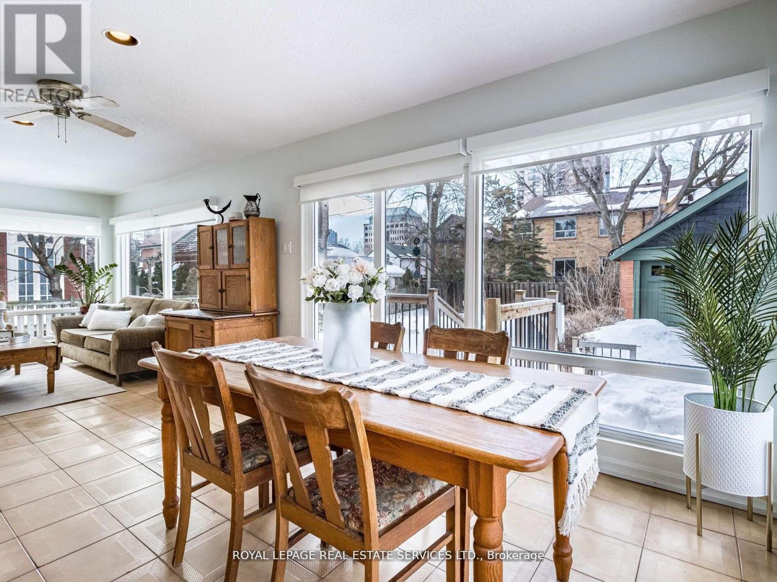 32 Wellington Street E, Brampton, Ontario  L6W 1Y4 - Photo 15 - W12818526