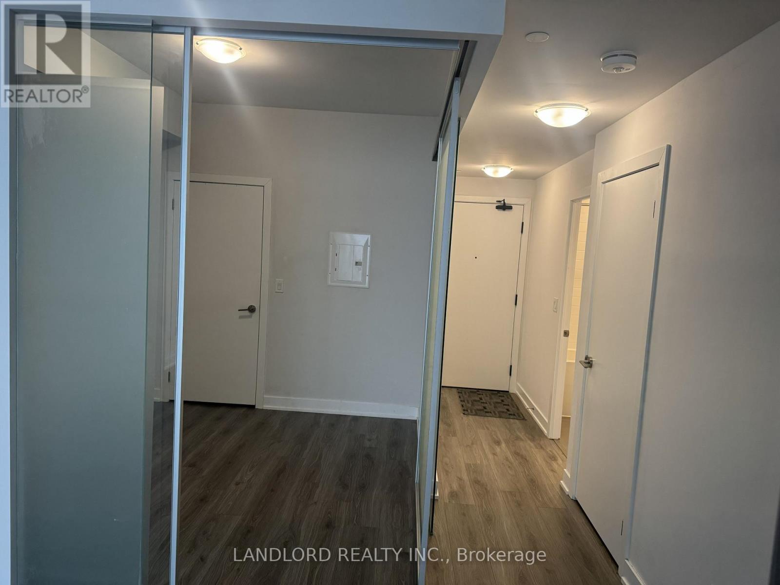 2809 - 4130 Parkside Village Drive, Mississauga, Ontario  L5B 3M8 - Photo 3 - W12818562