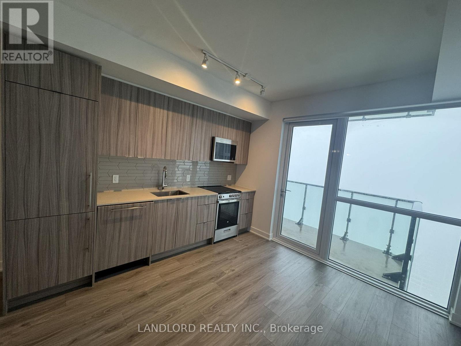 2809 - 4130 Parkside Village Drive, Mississauga, Ontario  L5B 3M8 - Photo 6 - W12818562