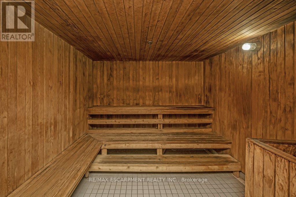 512 - 335 Webb Drive, Mississauga, Ontario  L5B 4A1 - Photo 27 - W12818594