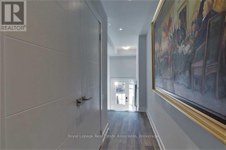 588 Rapids Lane, Mississauga, Ontario  L5G 0A9 - Photo 24 - W12818622