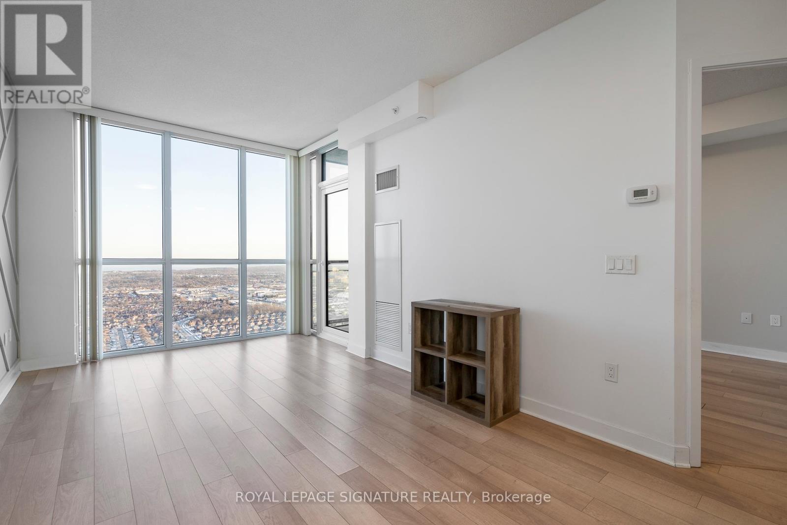 4203 - 3975 Grand Park Drive, Mississauga, Ontario  L5B 0K4 - Photo 9 - W12818654