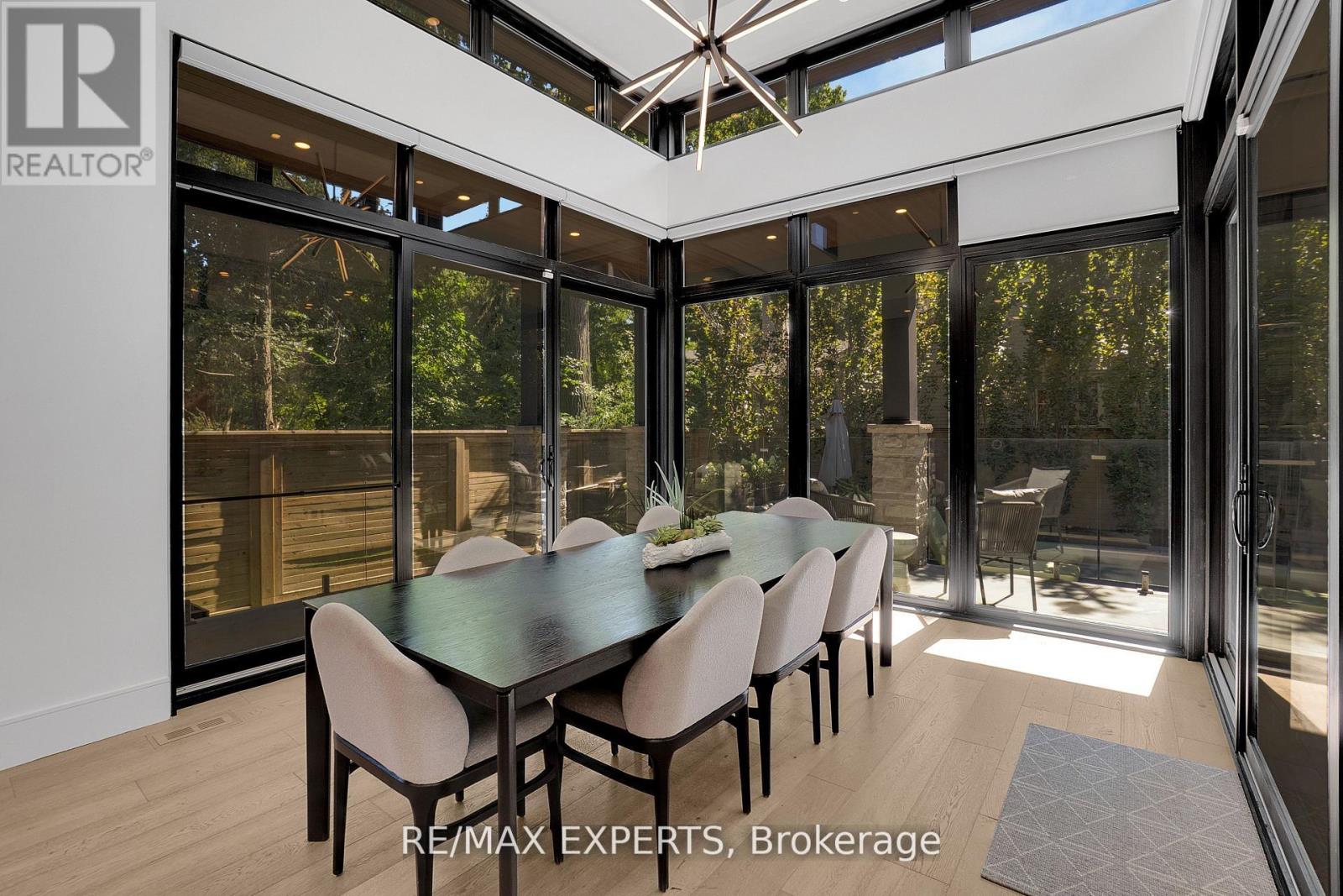 7 Woodvalley Drive, Toronto, Ontario  M9A 4H2 - Photo 12 - W12818656