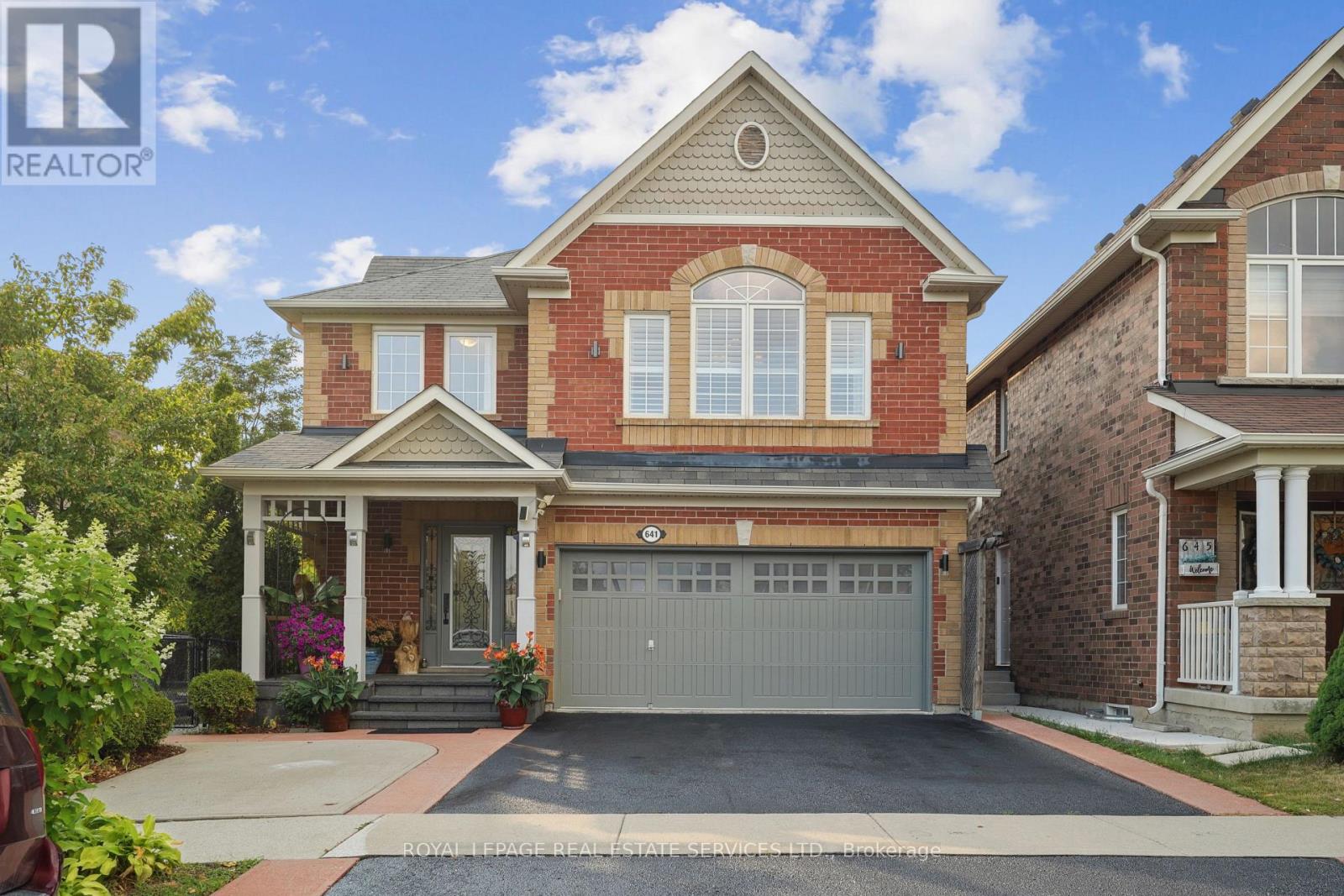 641 Symons Cross, Milton, Ontario  L9T 7S2 - Photo 2 - W12818660