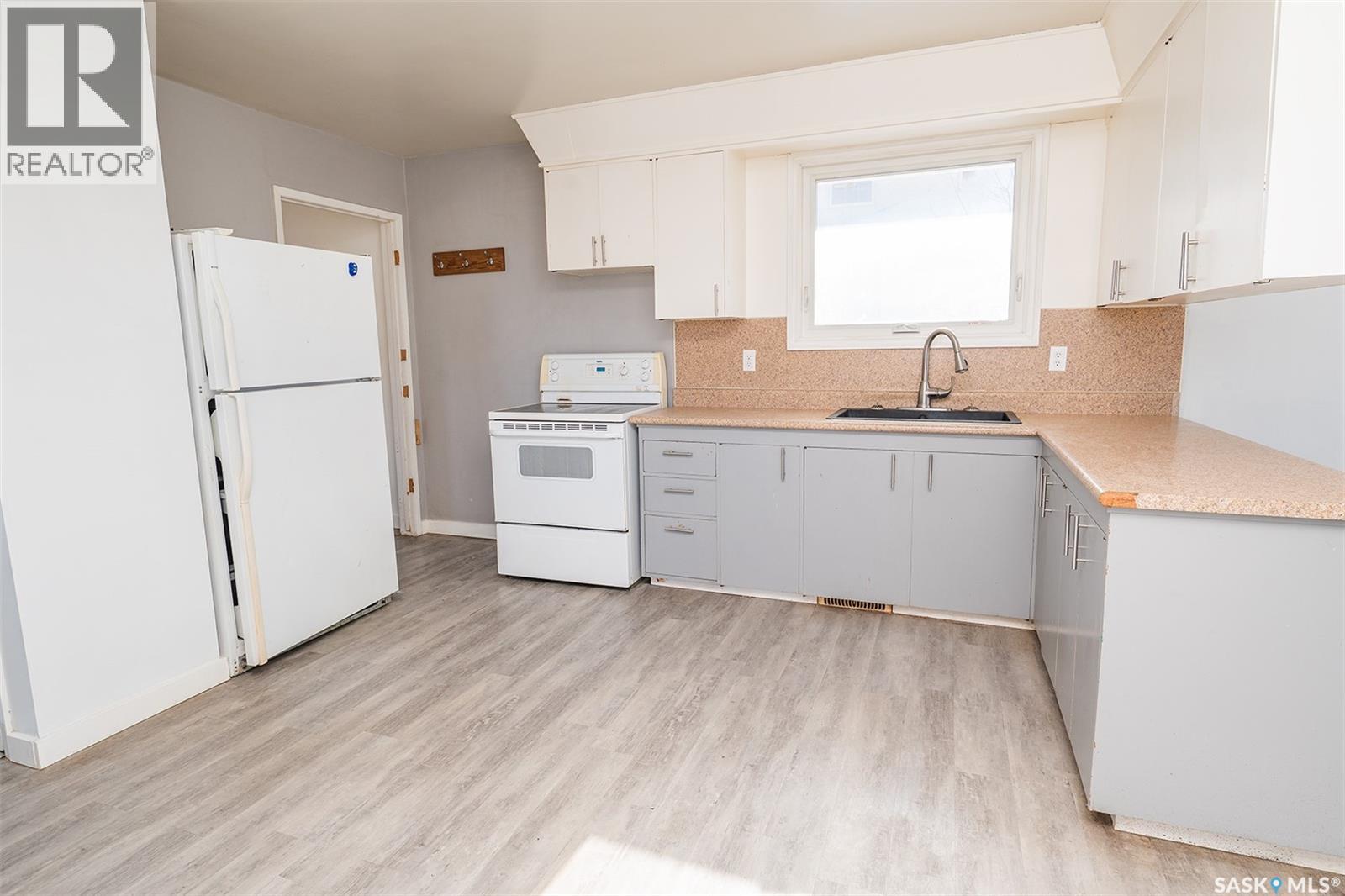 201 2nd Street W, Wynyard, Saskatchewan  S0A 4T0 - Photo 7 - SK029128