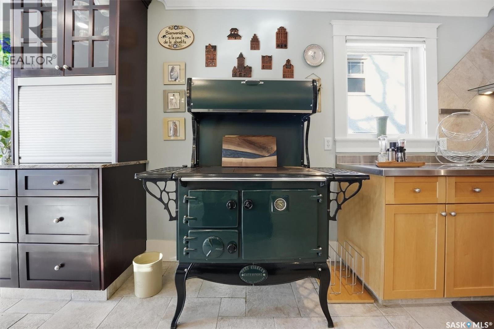 1210 Elliott Street, Saskatoon, Saskatchewan  S7N 0V6 - Photo 10 - SK029062