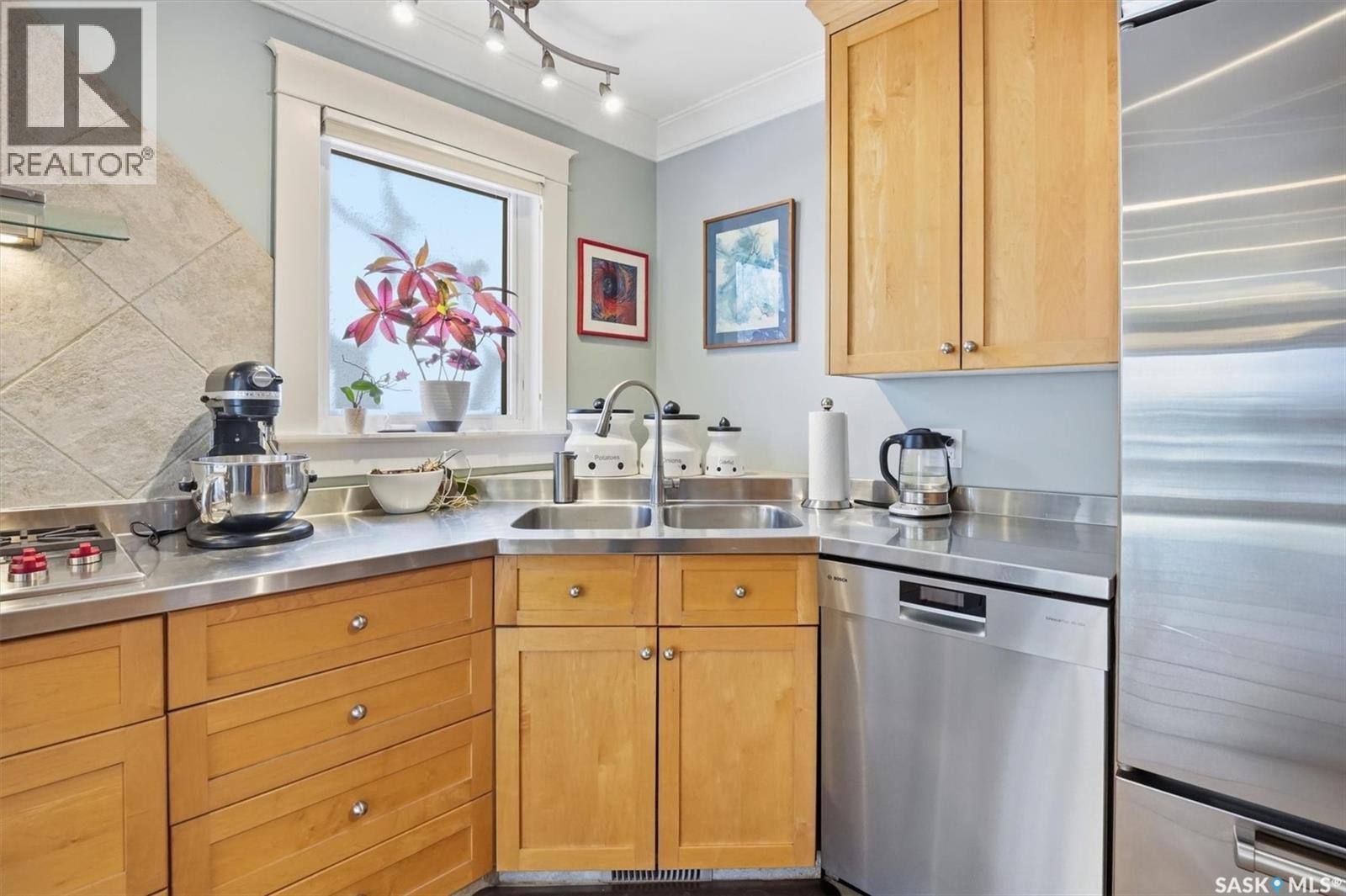 1210 Elliott Street, Saskatoon, Saskatchewan  S7N 0V6 - Photo 12 - SK029062