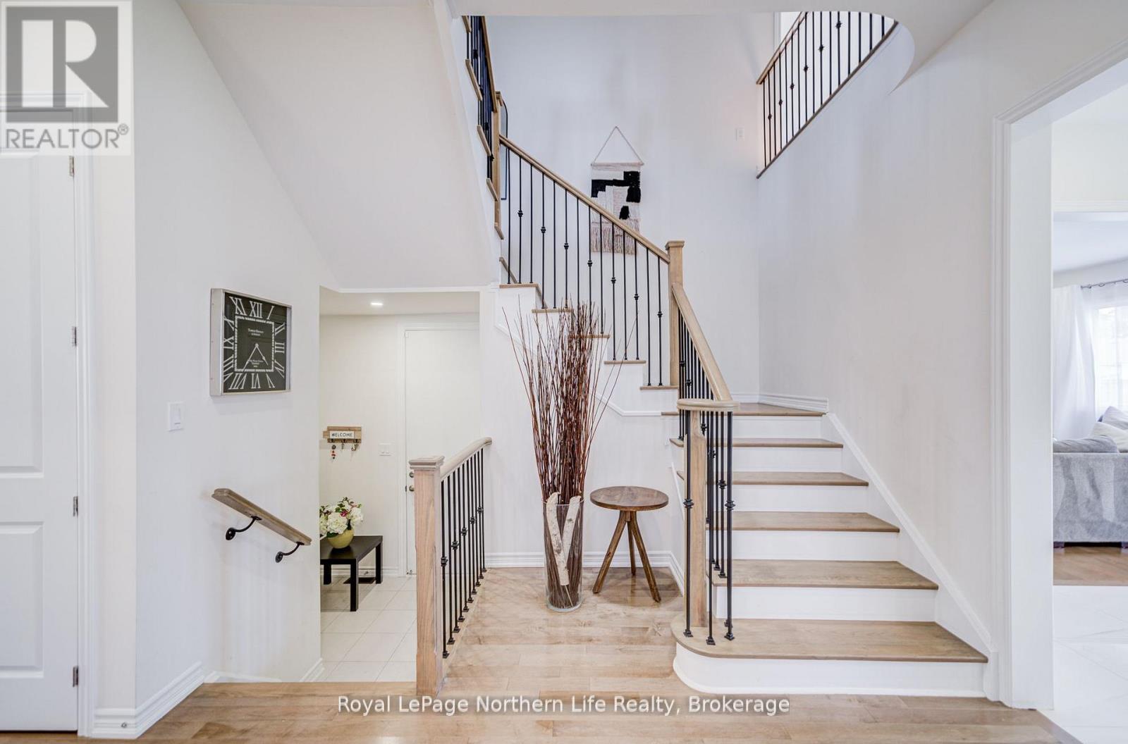 Lorem Ipsum Dolor Sit Amet,, Georgina, Ontario  L4P  - Photo 12 - DEMO29397349