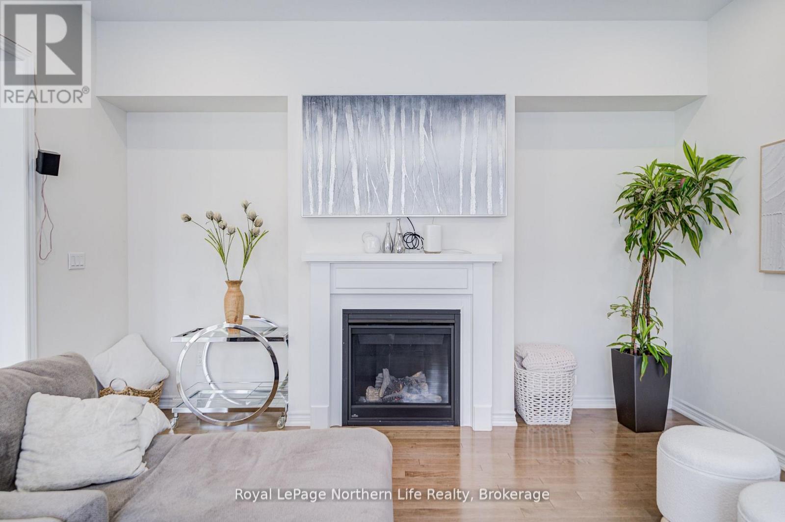 Lorem Ipsum Dolor Sit Amet,, Georgina, Ontario  L4P  - Photo 18 - DEMO29397349