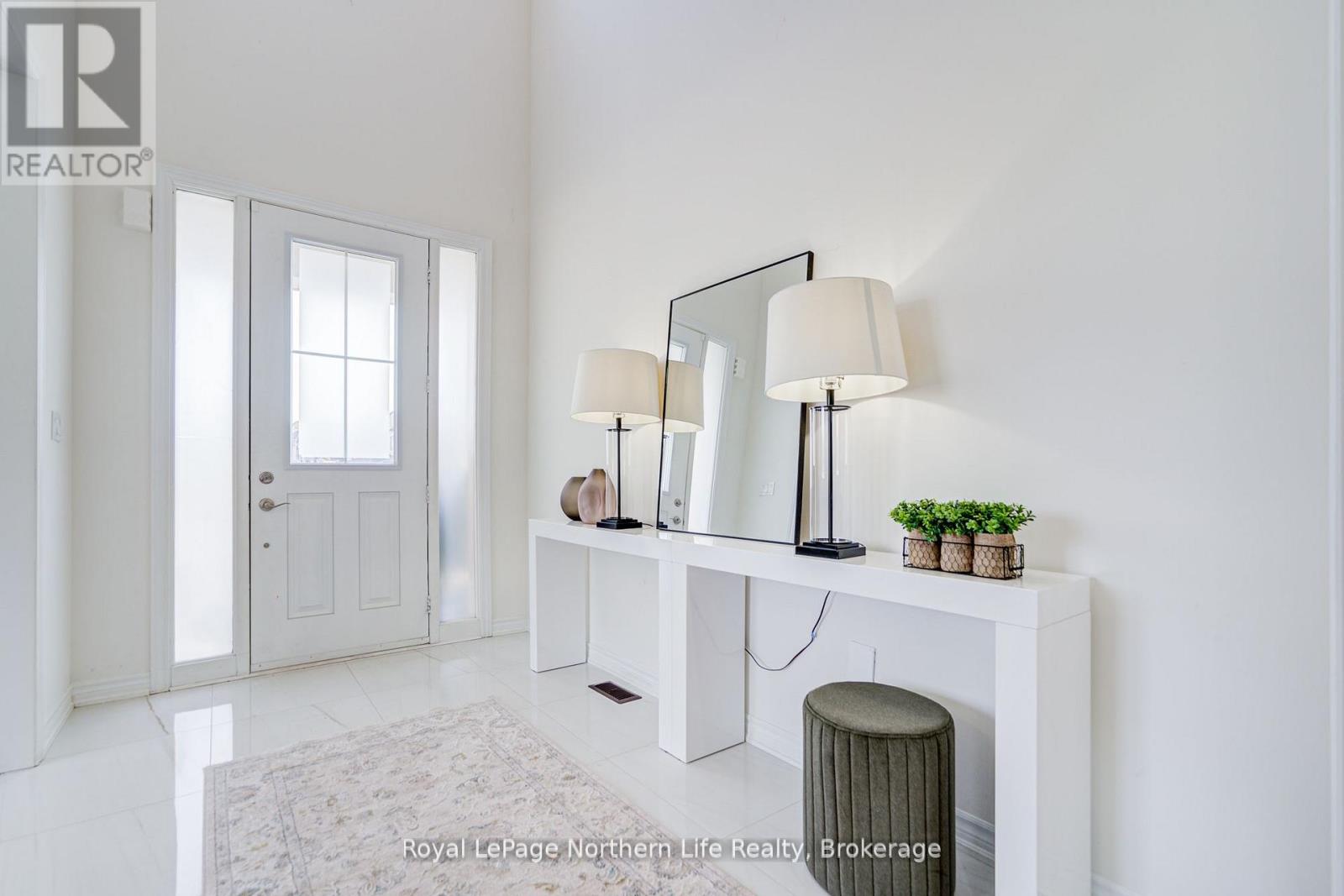 Lorem Ipsum Dolor Sit Amet,, Georgina, Ontario  L4P  - Photo 4 - DEMO29397349