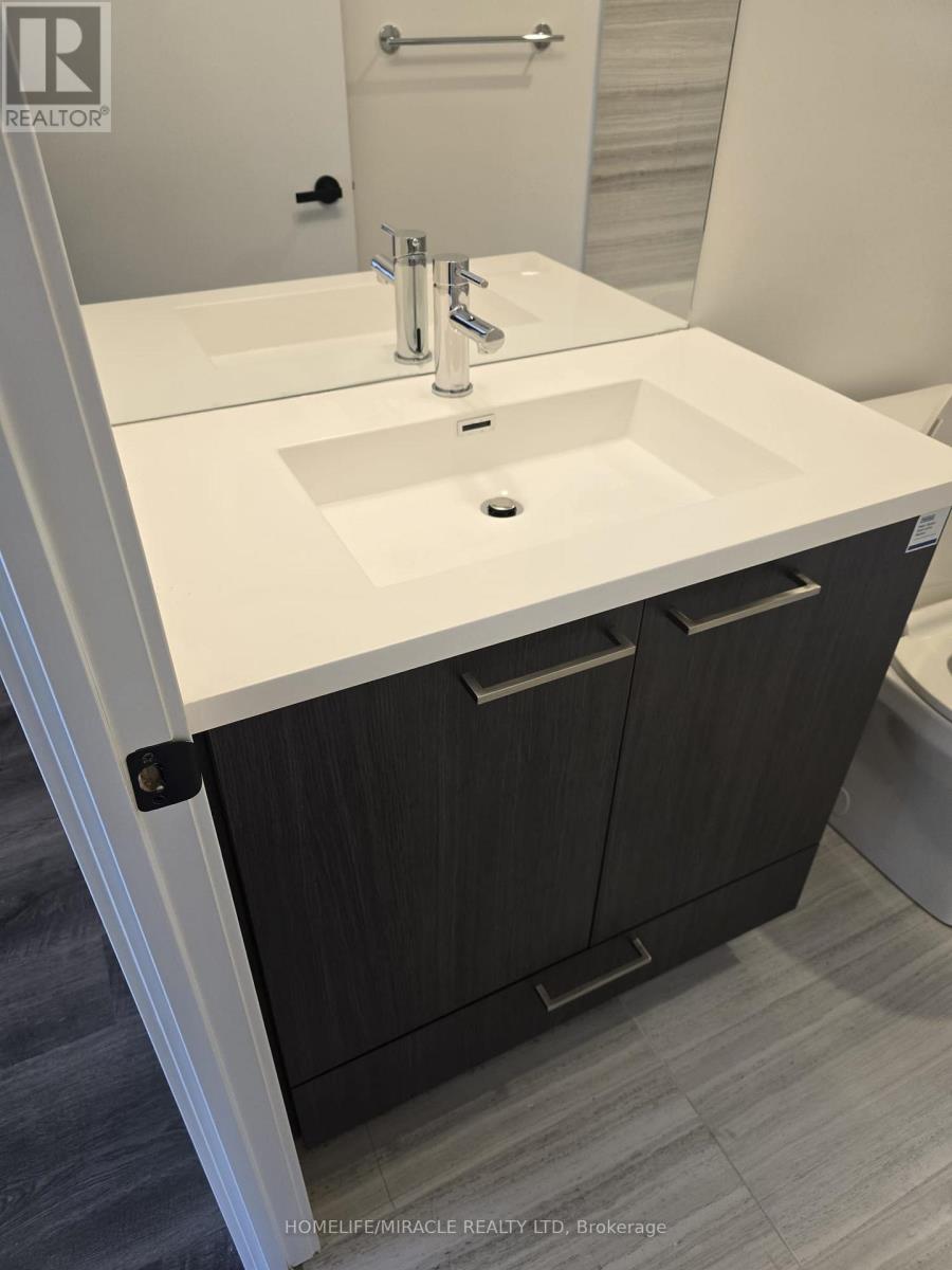 1003 - 195 Commerce Street, Vaughan, Ontario  L4K 0P9 - Photo 12 - N12813058