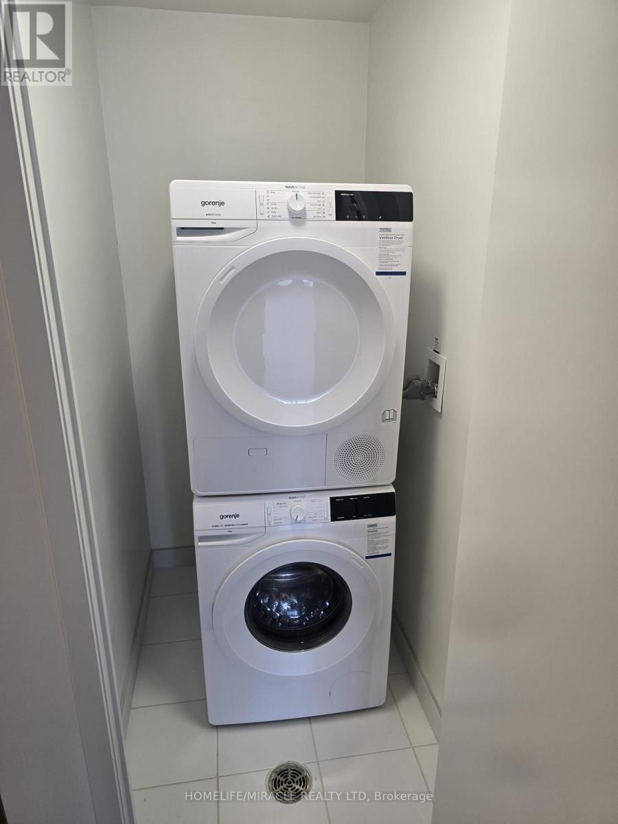 1003 - 195 Commerce Street, Vaughan, Ontario  L4K 0P9 - Photo 9 - N12813058