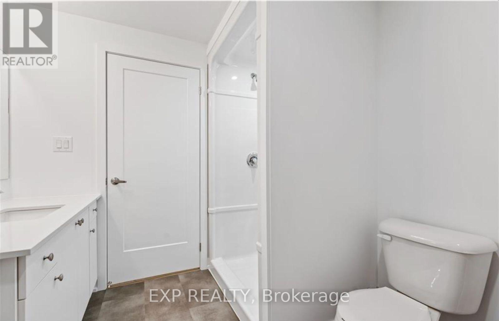 111 - 781 Clare Avenue, Welland, Ontario  L3C 0K1 - Photo 11 - X12818558