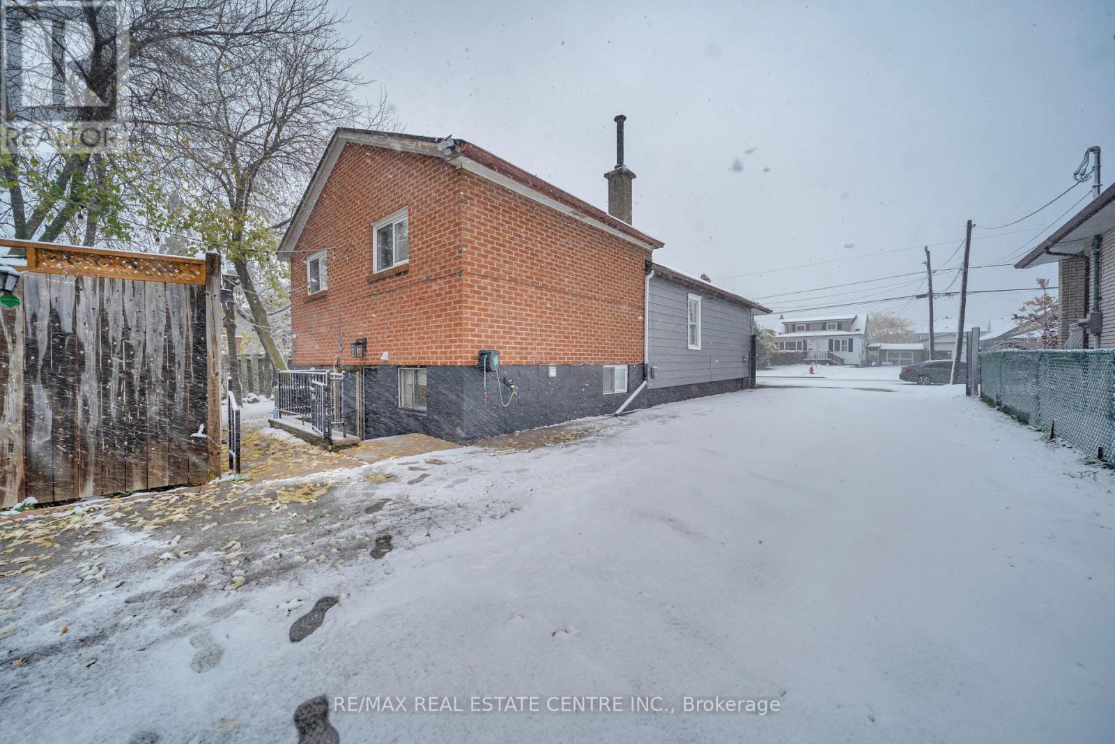 191 Margaret Avenue, Hamilton, Ontario  L8E 2H6 - Photo 3 - X12818570