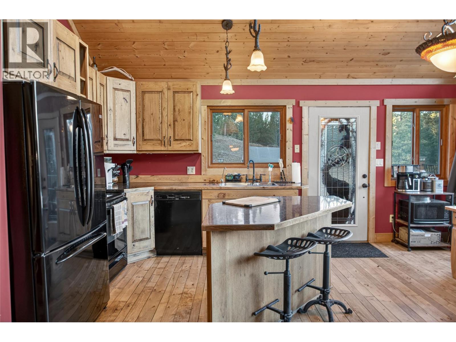 7225 3/93 Highway, Cranbrook, British Columbia  V1C 7B2 - Photo 8 - 10376949