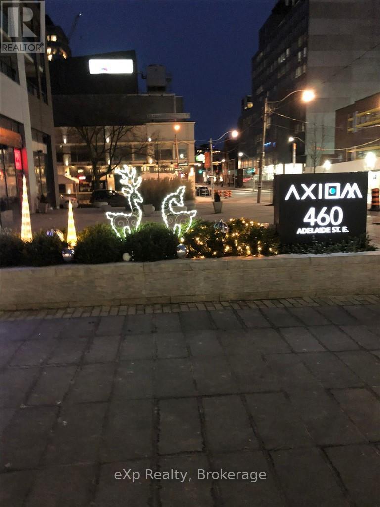 1831 - 460 Adelaide Street E, Toronto (Moss Park), Ontario  M5A 0E7 - Photo 2 - C12818782