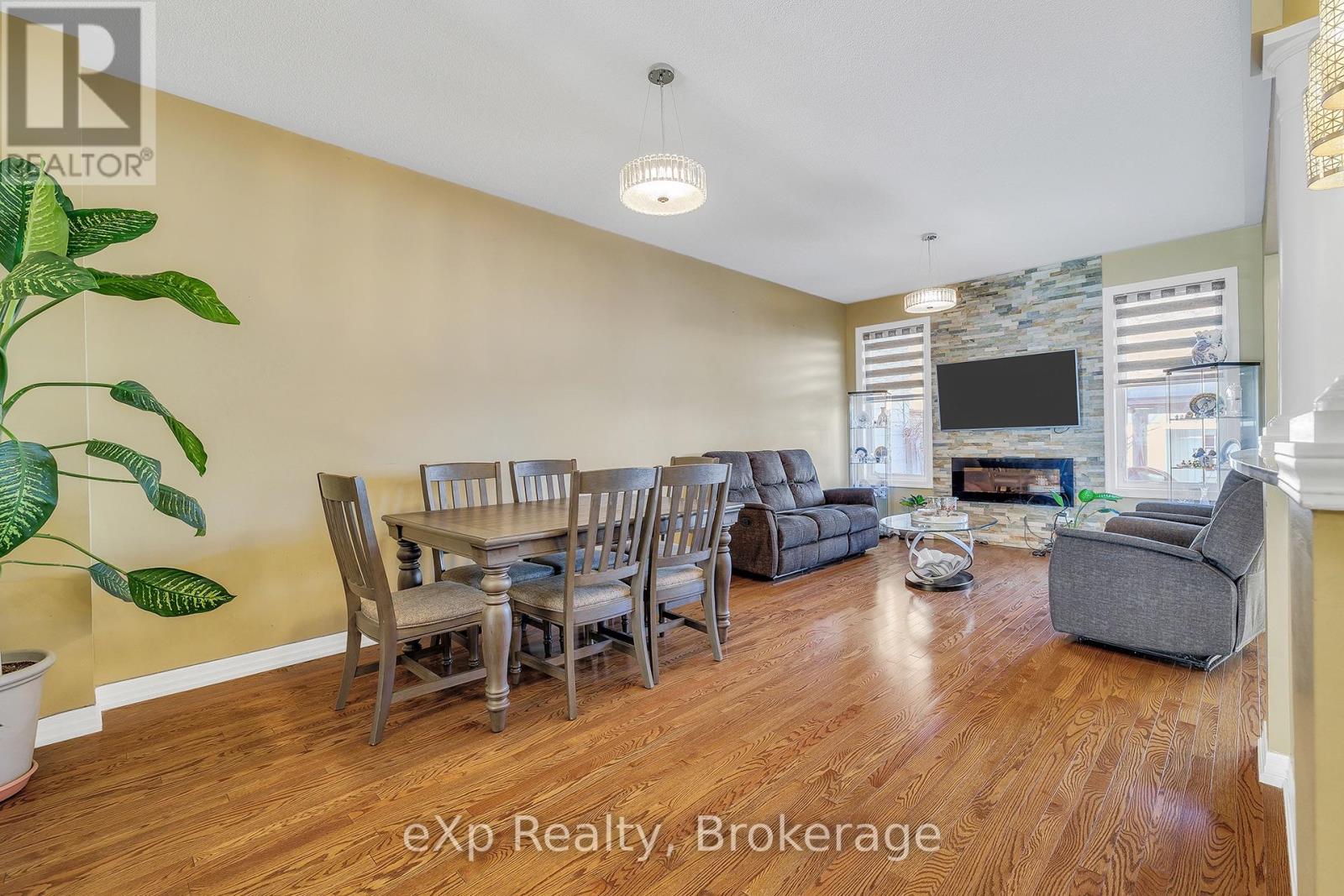 115 Holloway Terrace, Milton, Ontario L9T 0R6 - Photo 7 - W12818710