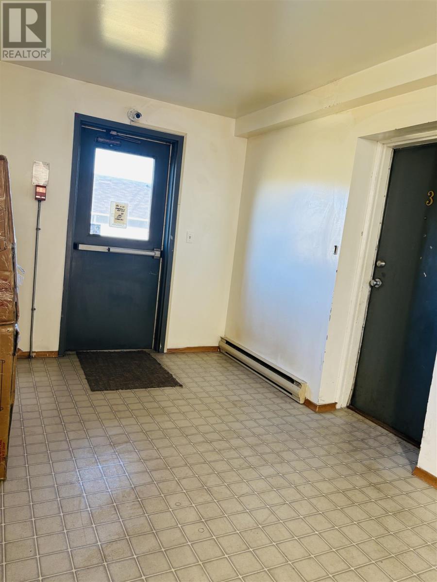 128 Second Lin W, Sault Ste. Marie, Ontario P6C 2H9 - Photo 37 - SM253131