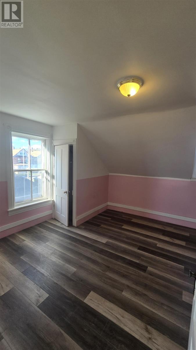 178 Albert St W, Sault Ste. Marie, Ontario  P6A 1B4 - Photo 15 - SM253141