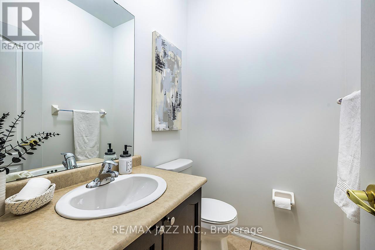 25 Summerside Avenue, Whitby, Ontario  L1R 0K1 - Photo 13 - E12818830