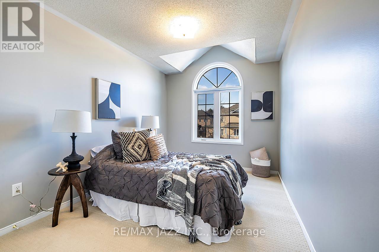 25 Summerside Avenue, Whitby, Ontario  L1R 0K1 - Photo 19 - E12818830