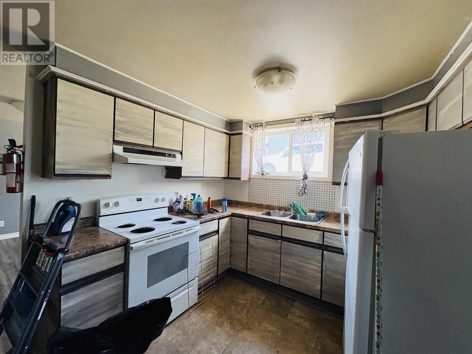 128 Second Lin W, Sault Ste. Marie, Ontario P6C 2H9 - Photo 9 - SM253131