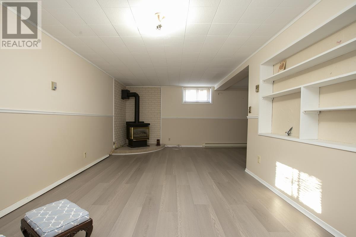 537 Placid Ave, Sault Ste. Marie, Ontario  P6B 3M4 - Photo 37 - SM253191