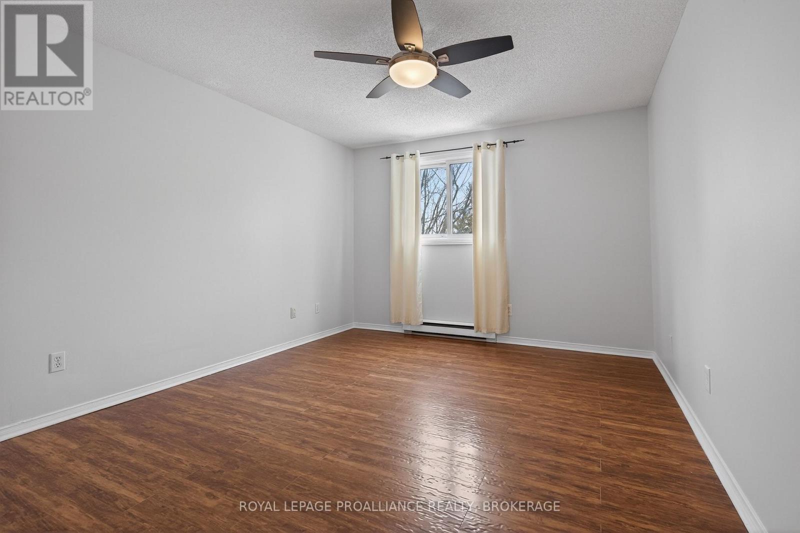 313 - 310 Kingsdale Avenue, Kingston, Ontario  K7M 8S1 - Photo 21 - X12818718