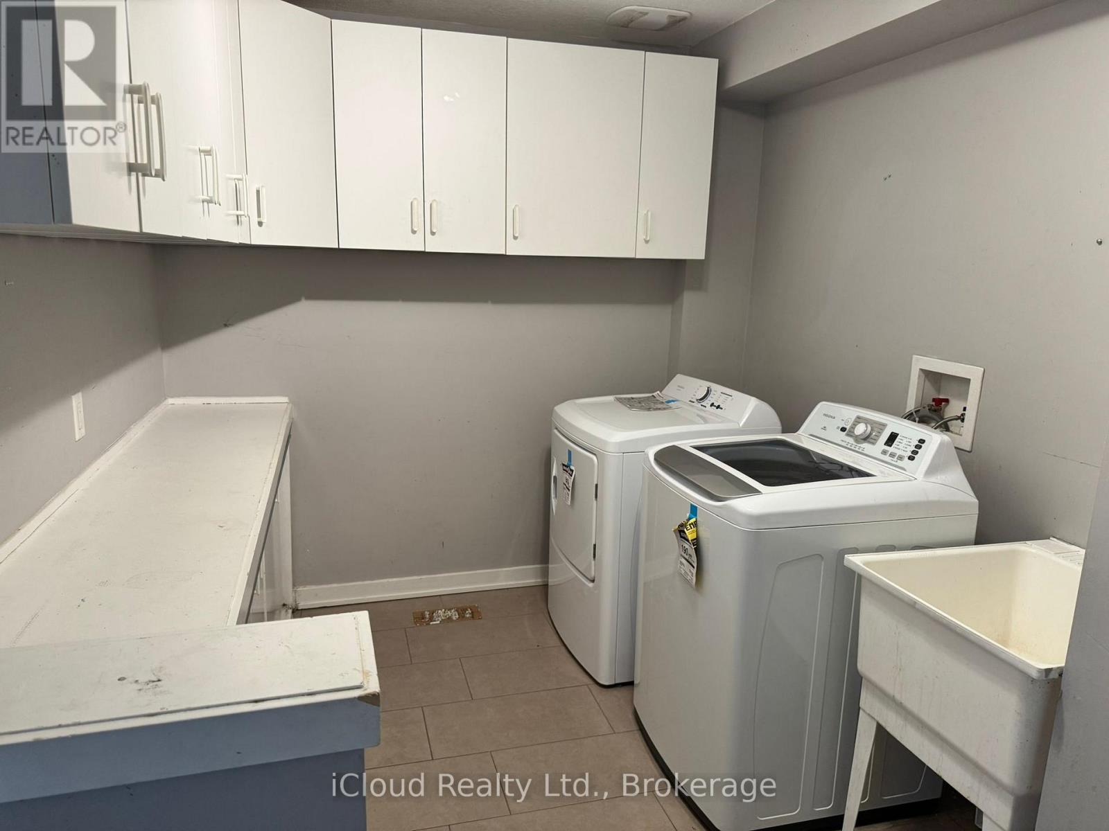 88 West Glen Avenue, Hamilton, Ontario  L8J 0H8 - Photo 11 - X12812492