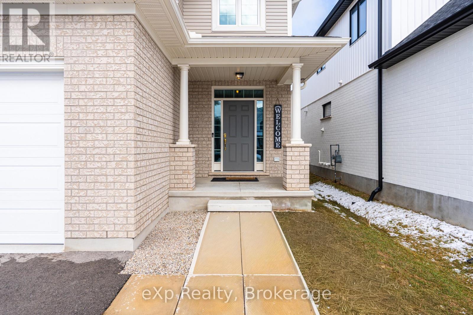 89 Acorn Trail, St. Thomas, Ontario  N5R 0L8 - Photo 4 - X12818732