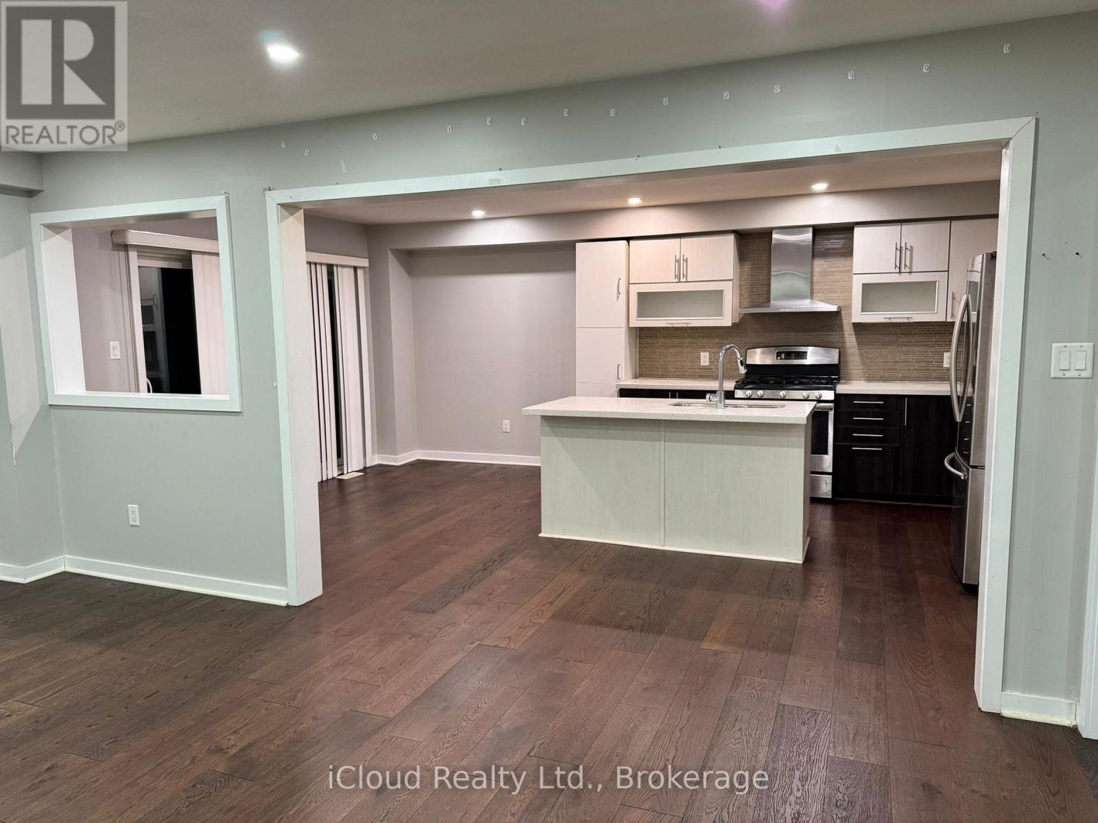 88 West Glen Avenue, Hamilton, Ontario  L8J 0H8 - Photo 8 - X12812492