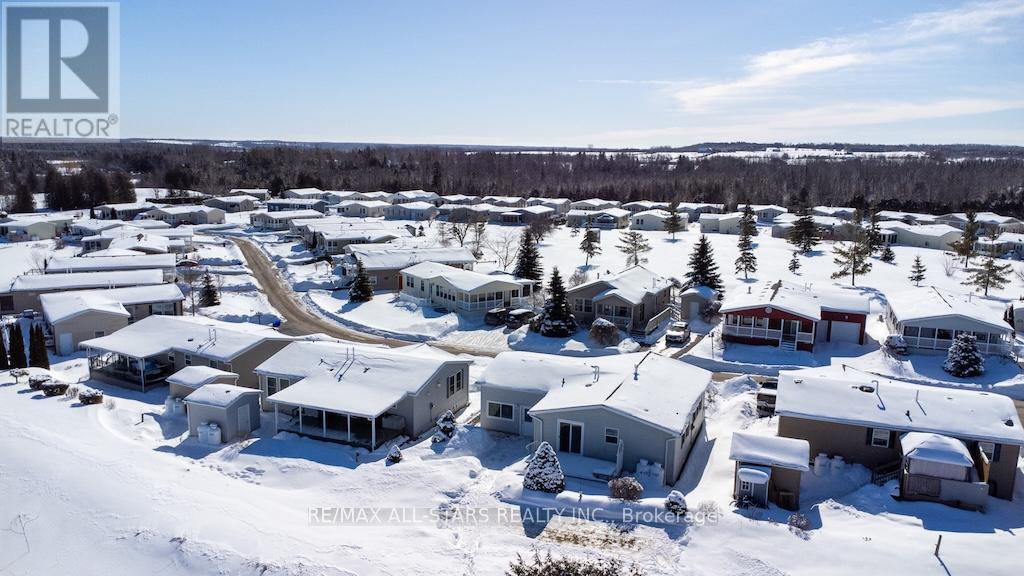 37 Creekside Circle, Kawartha Lakes, Ontario  K0M 1L0 - Photo 24 - X12818716