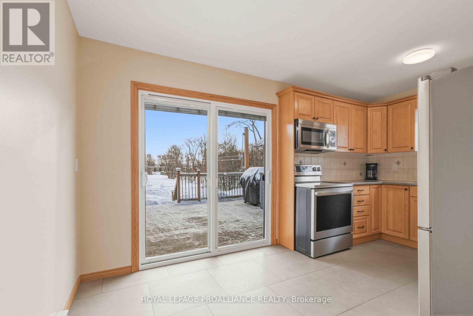 97 Prospect Hill, Quinte West, Ontario  K8V 2V4 - Photo 10 - X12818724