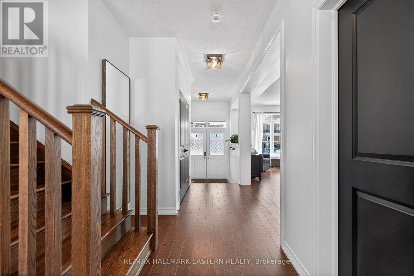 141 Highlands Boulevard, Cavan Monaghan (Cavan Twp), Ontario  L0A 1G0 - Photo 2 - X12818948