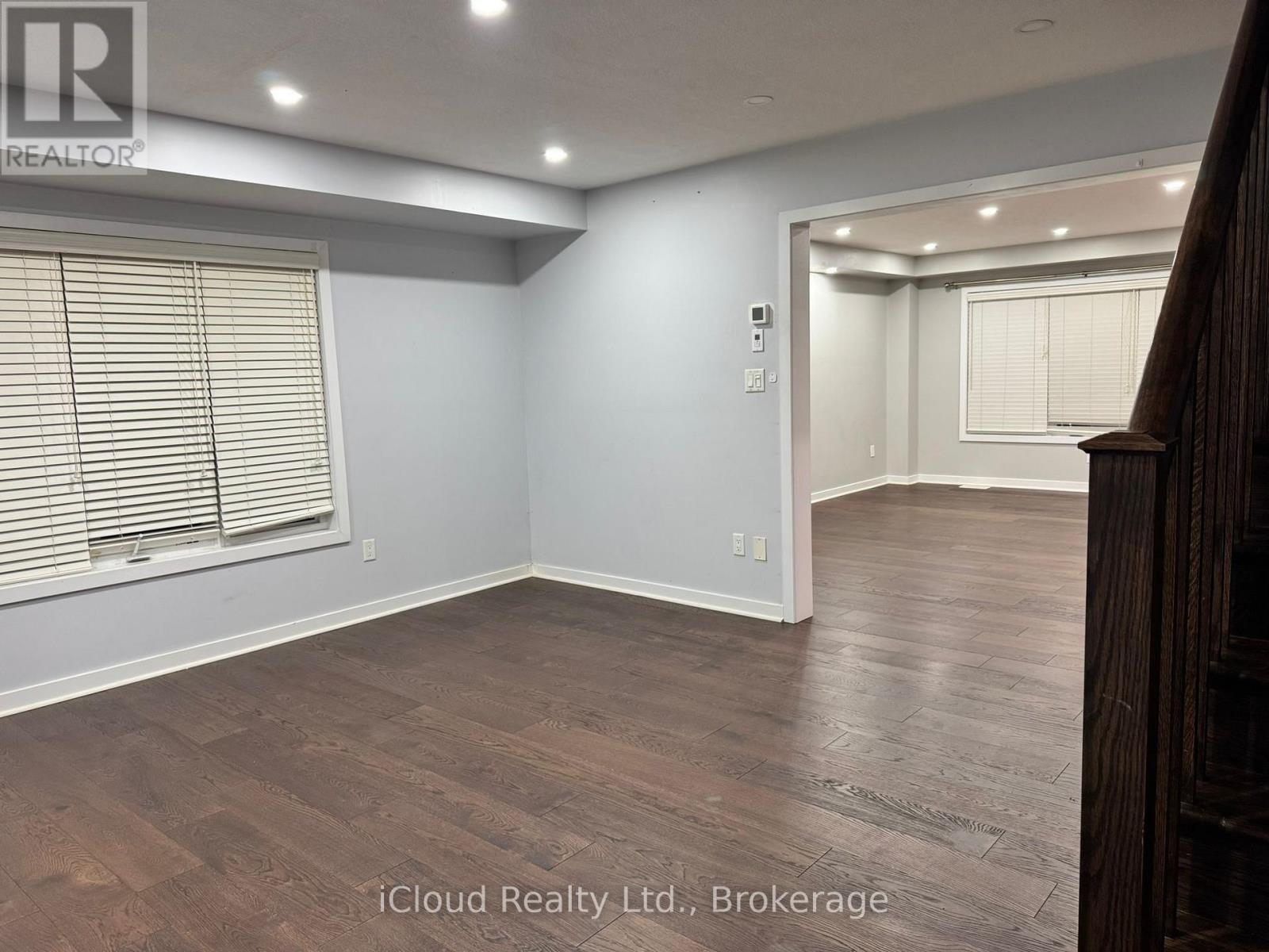 88 West Glen Avenue, Hamilton, Ontario  L8J 0H8 - Photo 6 - X12812492