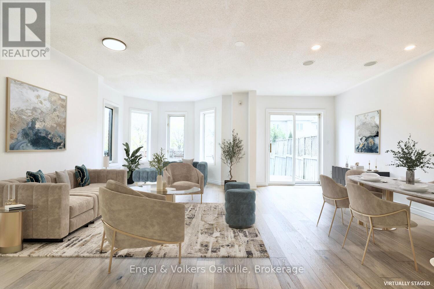 3933 Coachman Circle, Mississauga, Ontario  L5M 6R1 - Photo 12 - W12818944