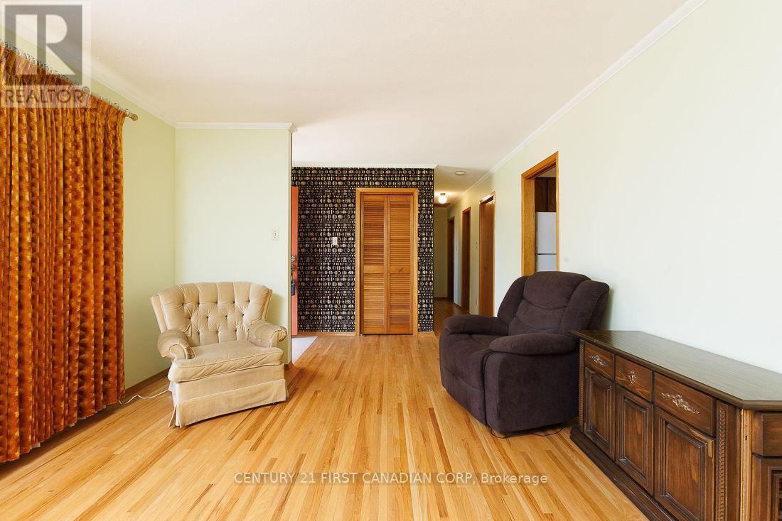 1230 Hamilton Road, London East, Ontario  N5W 1B2 - Photo 14 - X12818804