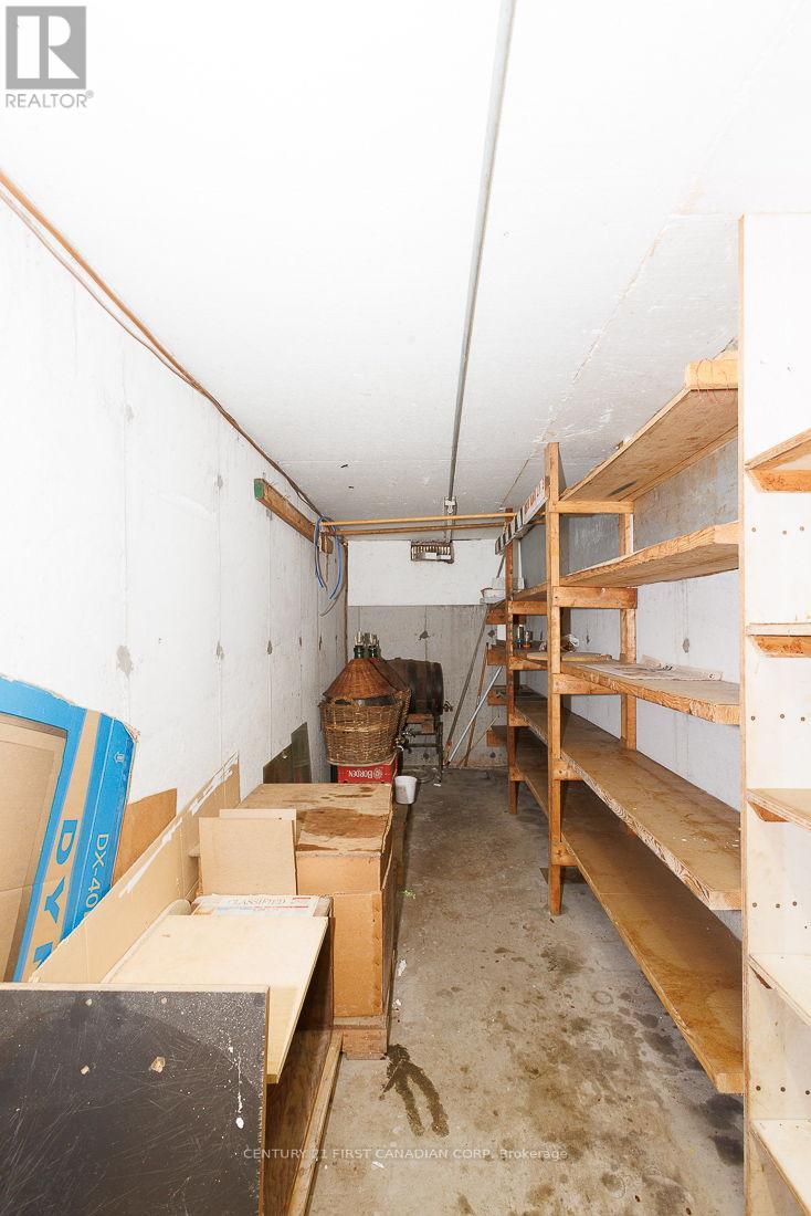 1230 Hamilton Road, London East, Ontario  N5W 1B2 - Photo 38 - X12818804