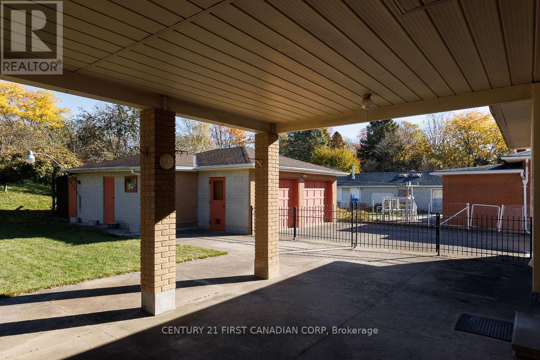 1230 Hamilton Road, London East, Ontario  N5W 1B2 - Photo 9 - X12818804