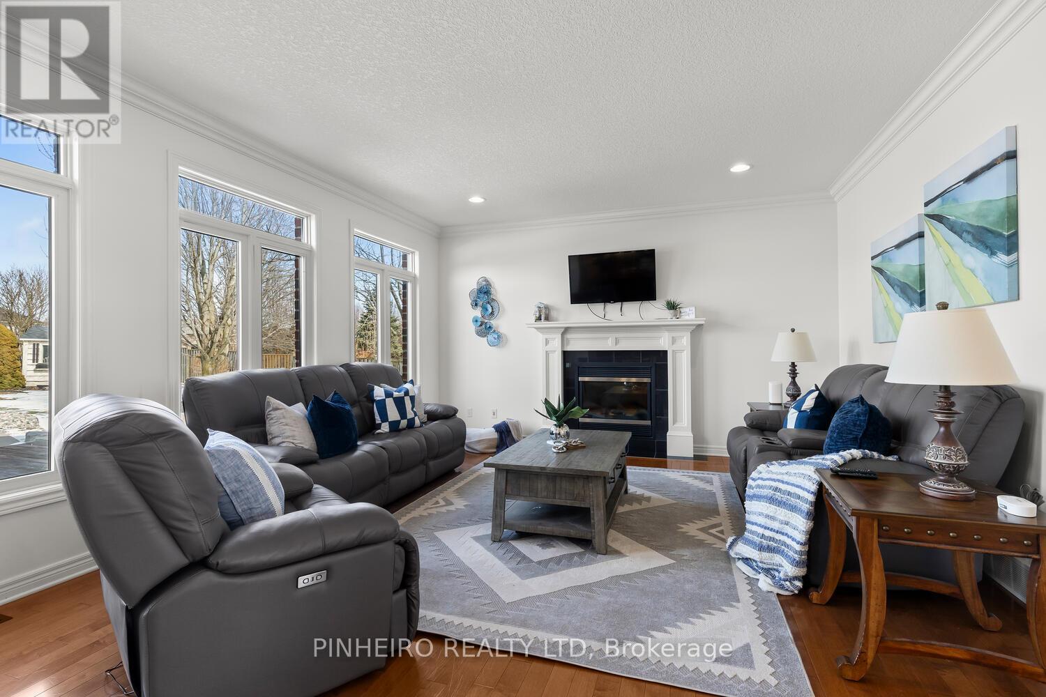 538 Cottontail Crescent, London North, Ontario  N5X 4M4 - Photo 4 - X12818880