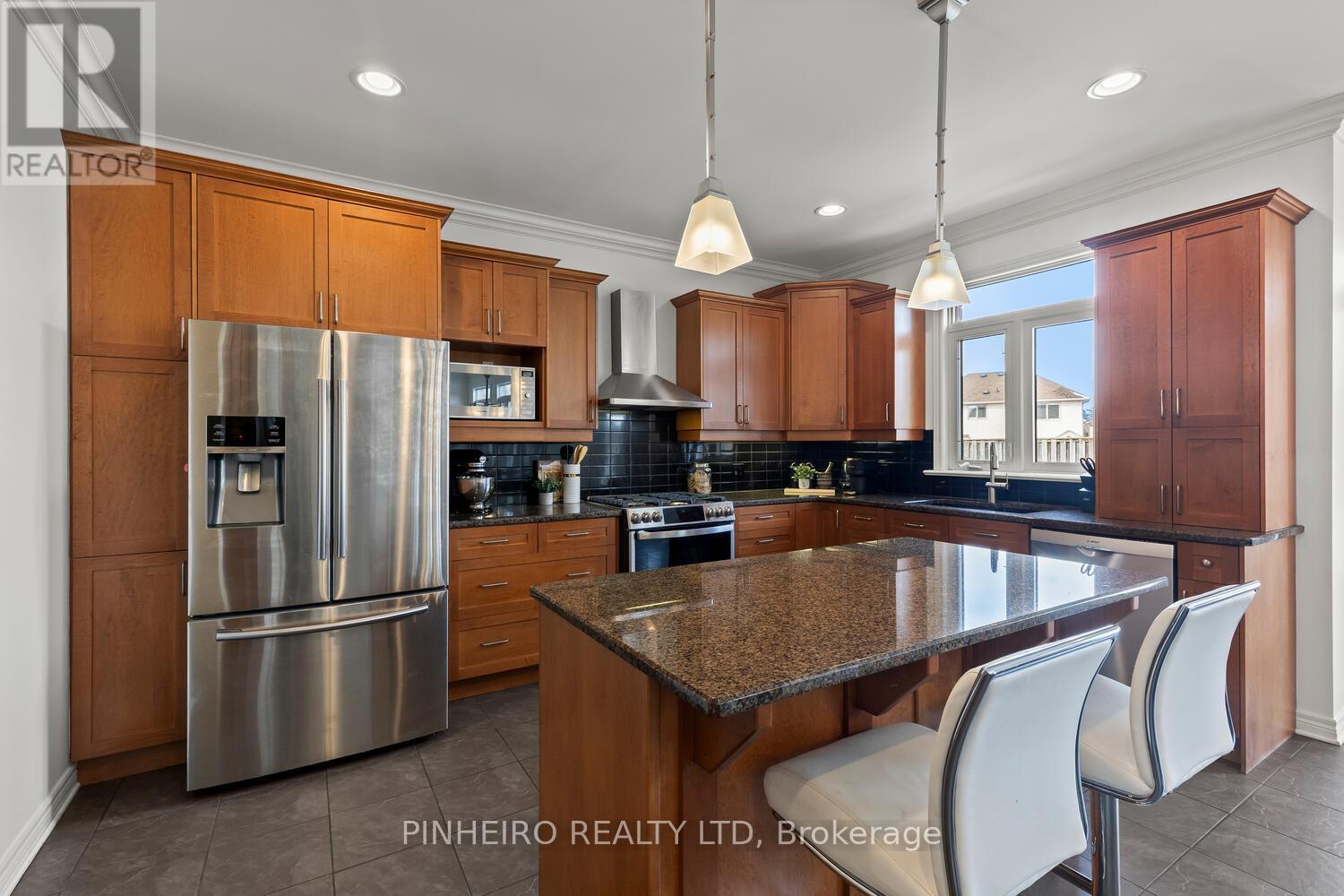 538 Cottontail Crescent, London North, Ontario  N5X 4M4 - Photo 8 - X12818880